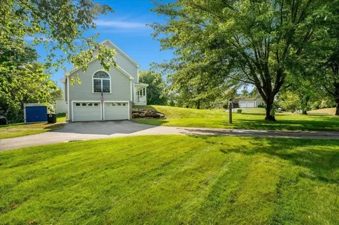 27 Brushwood Drive Concord NH 03301