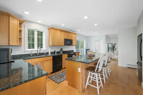 27 Brushwood Drive Concord NH 03301