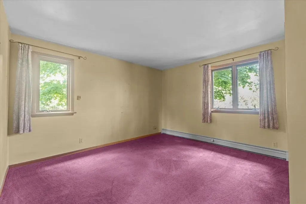 71 Moccasin Avenue Grand Isle VT 05458