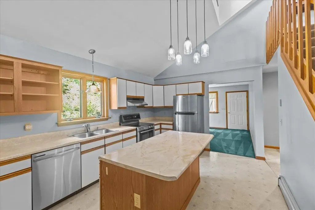71 Moccasin Avenue Grand Isle VT 05458