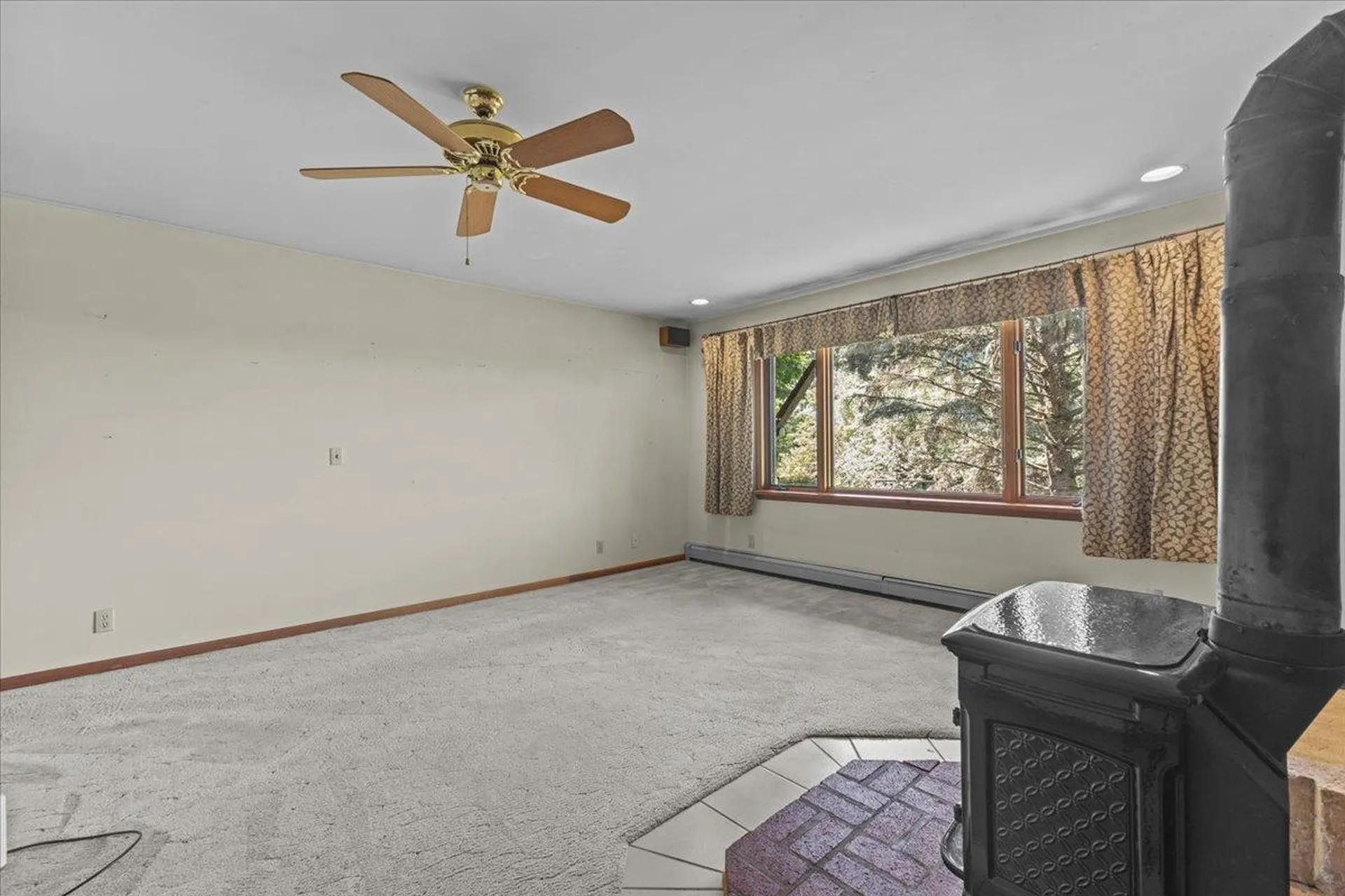 71 Moccasin Avenue Grand Isle VT 05458