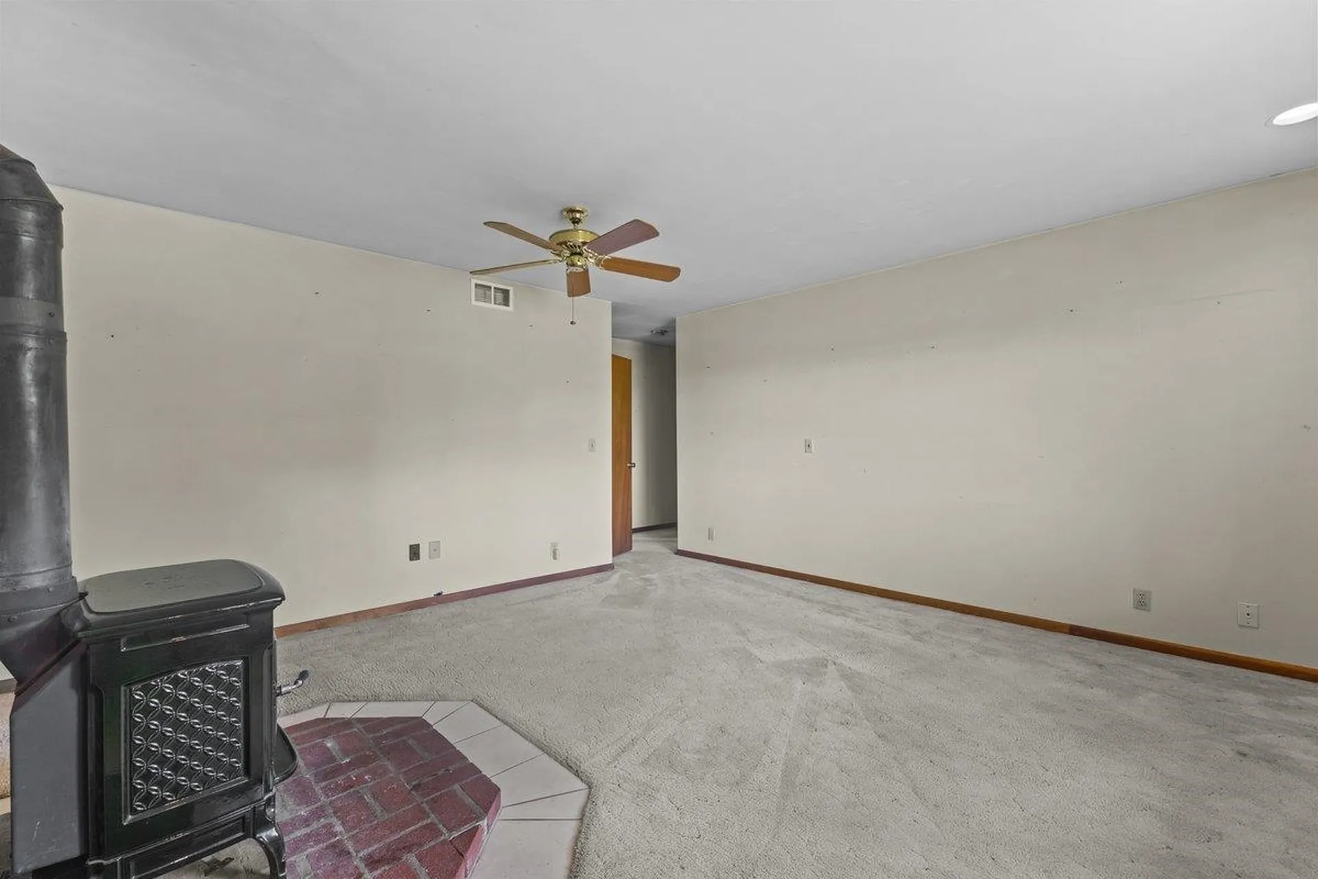 71 Moccasin Avenue Grand Isle VT 05458