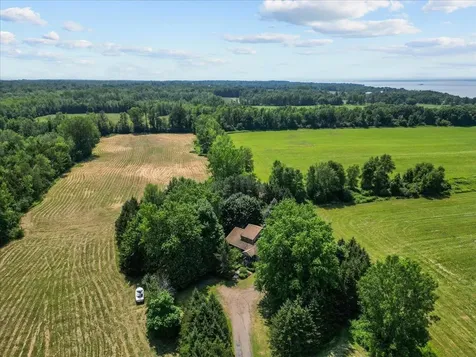71 Moccasin Avenue Grand Isle VT 05458