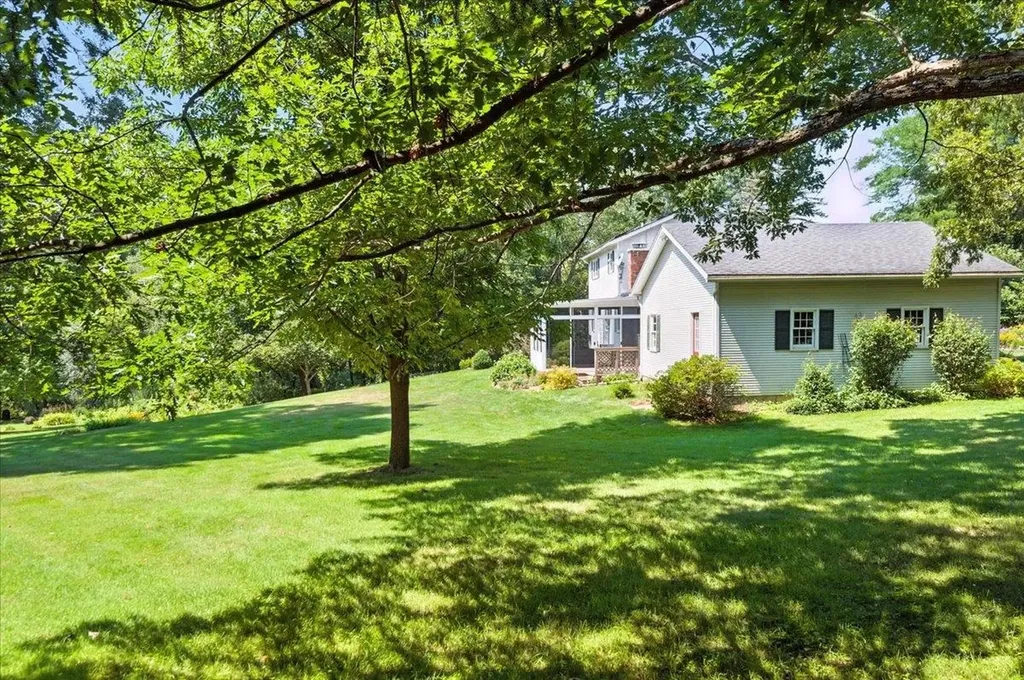 90 Palmer Court Williston VT 05495