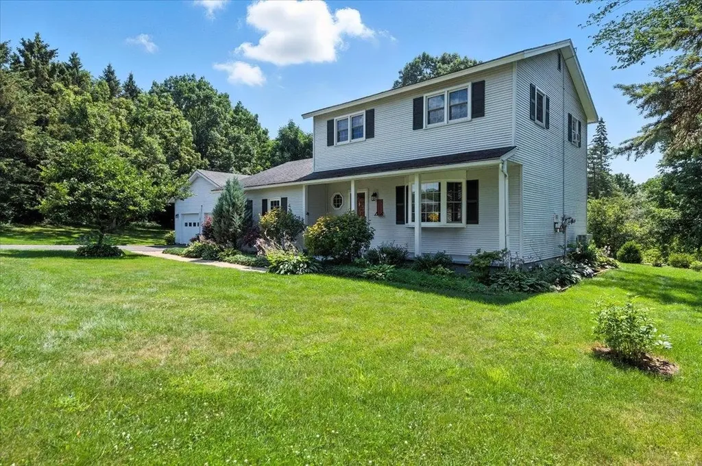 90 Palmer Court Williston VT 05495