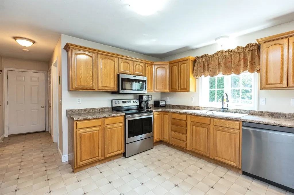 91 Swamp Road Greenfield NH 03047