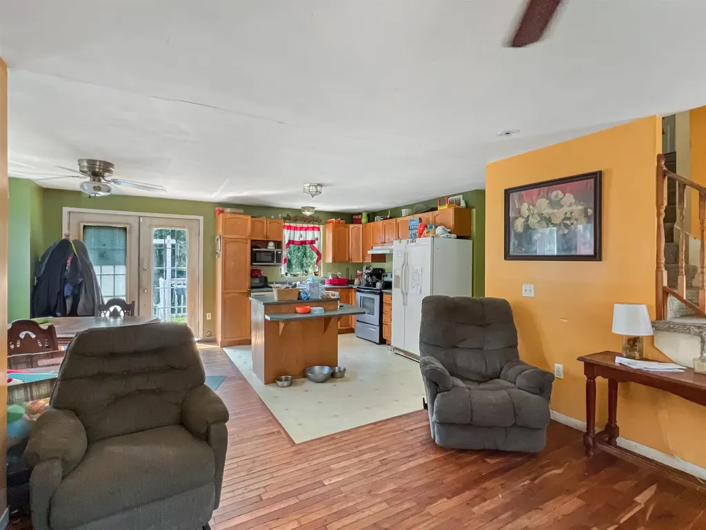 22 Farm Lane Seabrook NH 03874