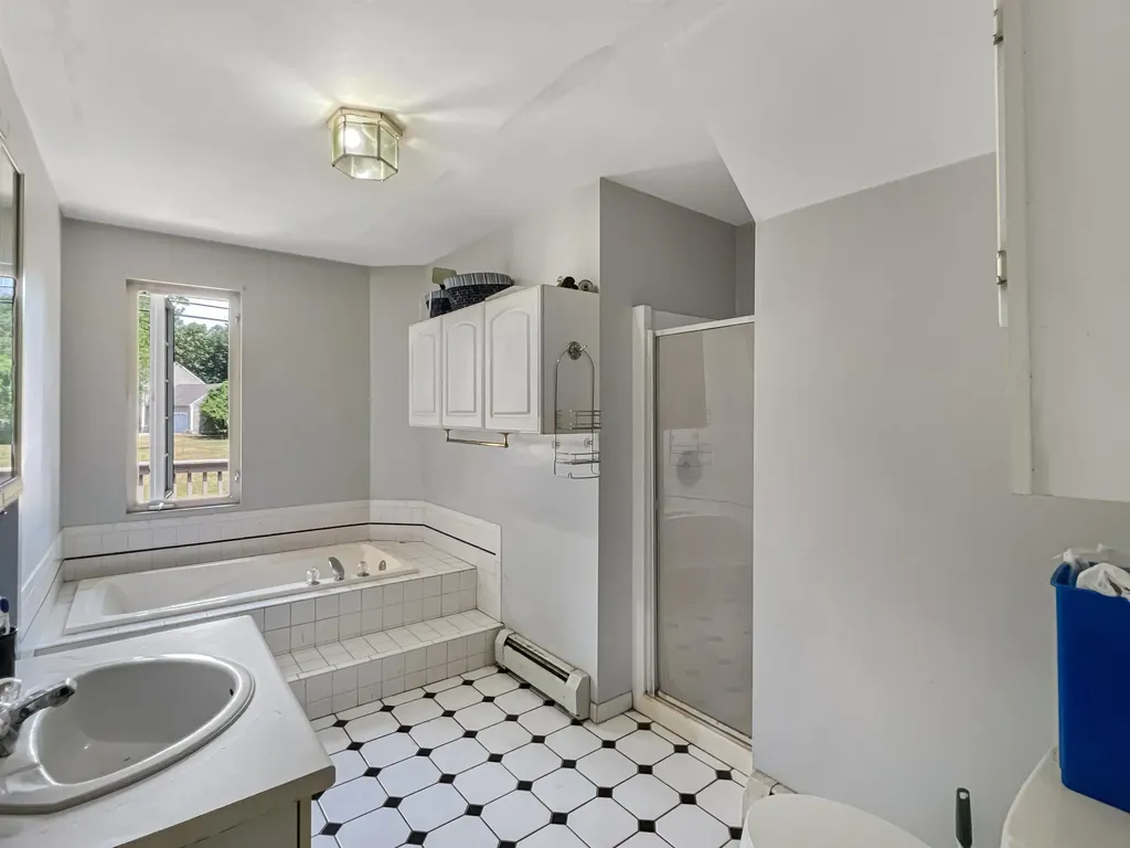 22 Farm Lane Seabrook NH 03874