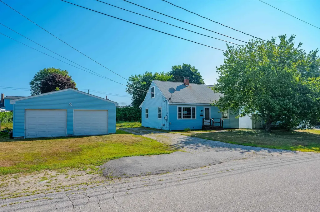 14 Harvard Street Rochester NH 03867