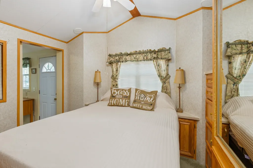 257 Lakeside Drive Fitzwilliam NH 03447