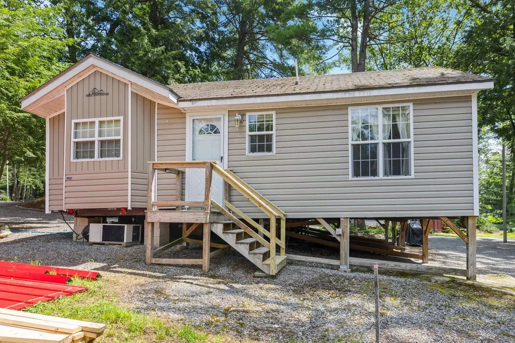 257 Lakeside Drive Fitzwilliam NH 03447