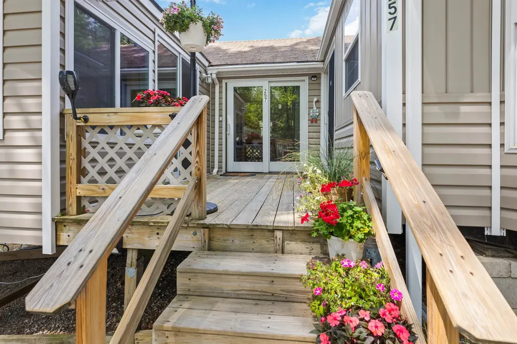 257 Lakeside Drive Fitzwilliam NH 03447