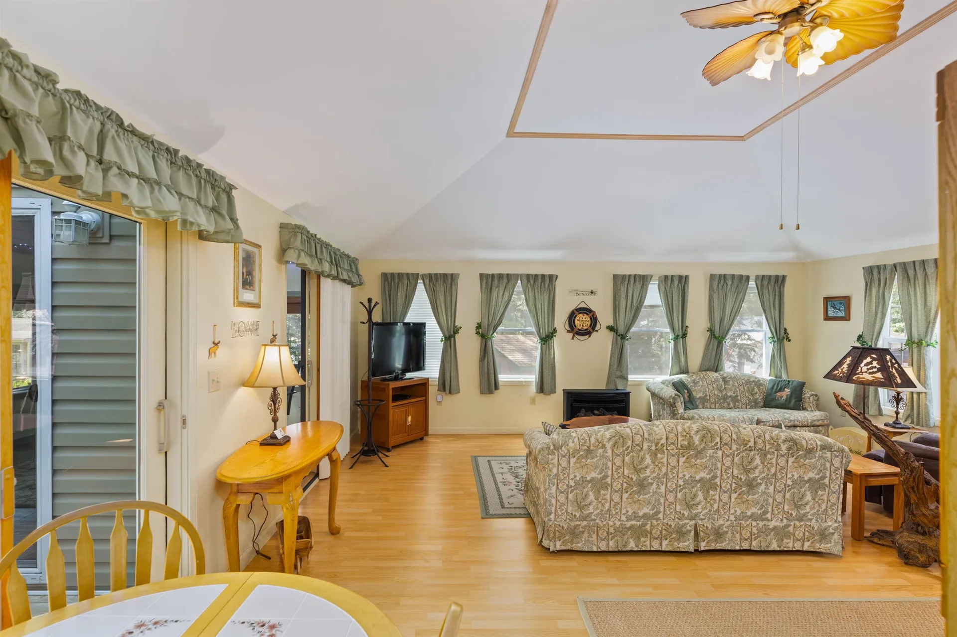 257 Lakeside Drive Fitzwilliam NH 03447