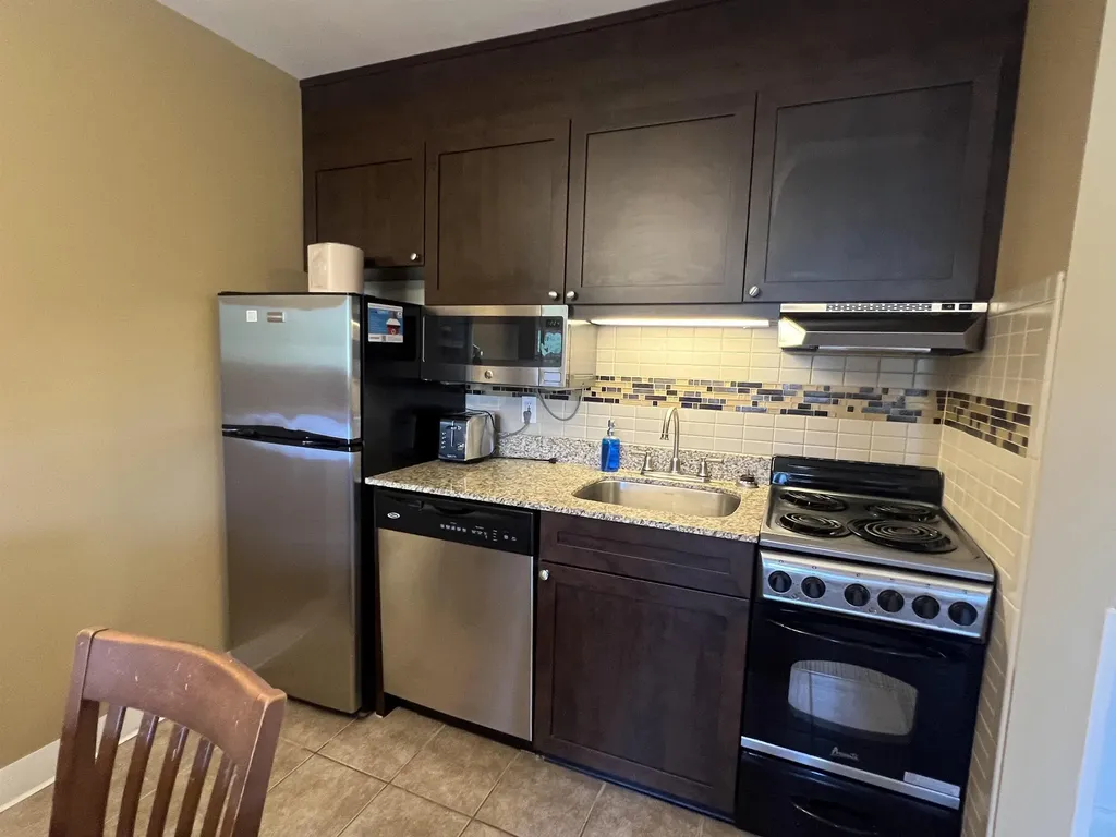 222 Qtr 3 Grand Summit Way Dover VT 05356