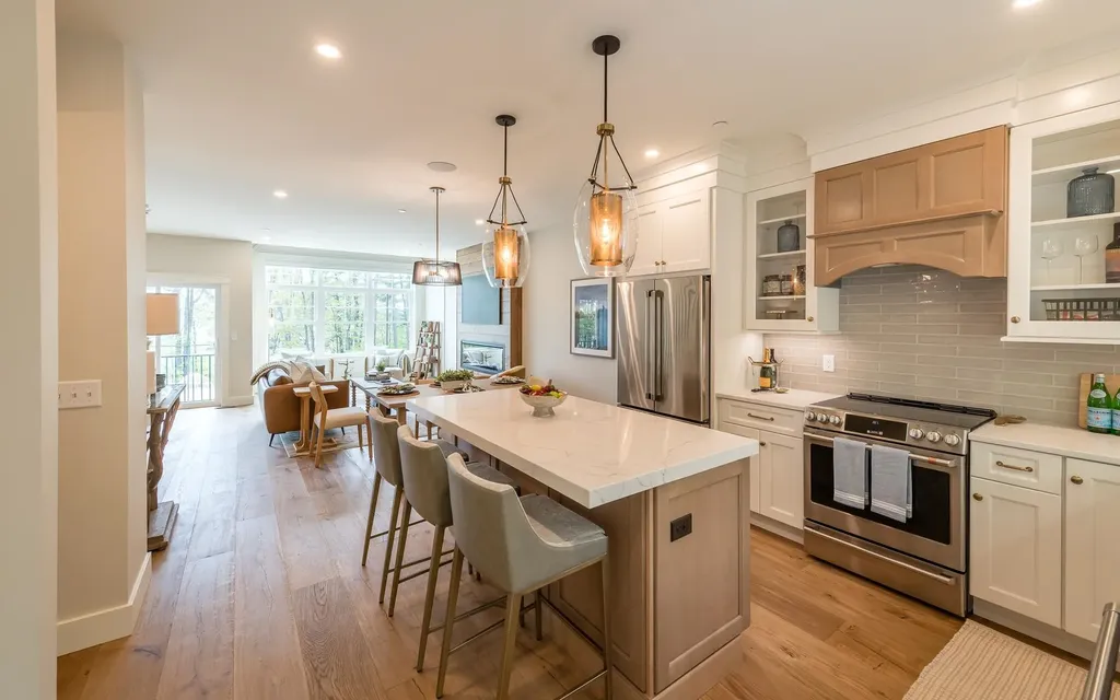 60 White Oaks Road Laconia NH 03246