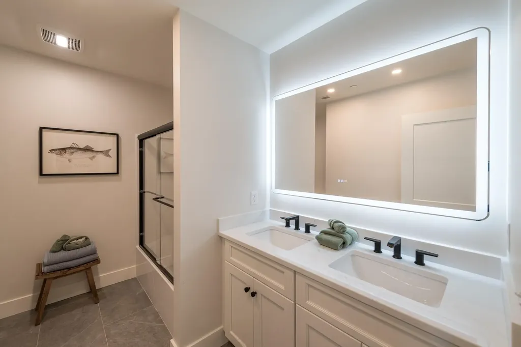 60 White Oaks Road Laconia NH 03246