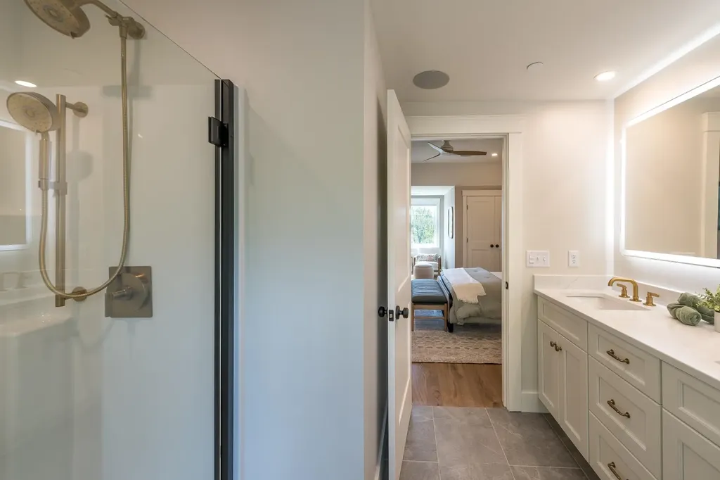 60 White Oaks Road Laconia NH 03246