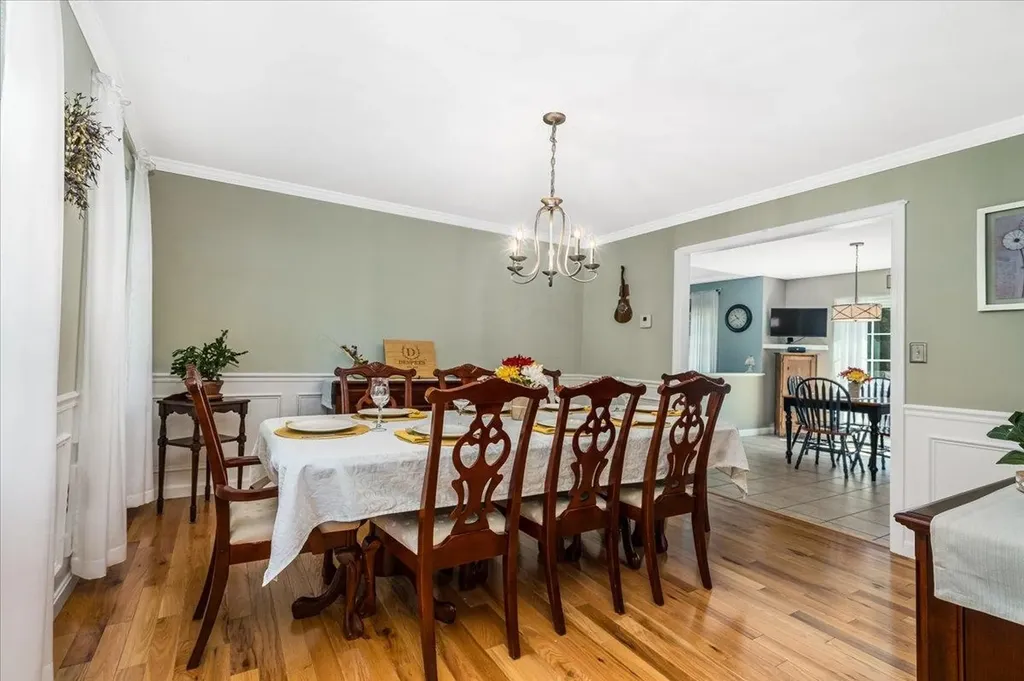 155 Wallace Road Bedford NH 03110