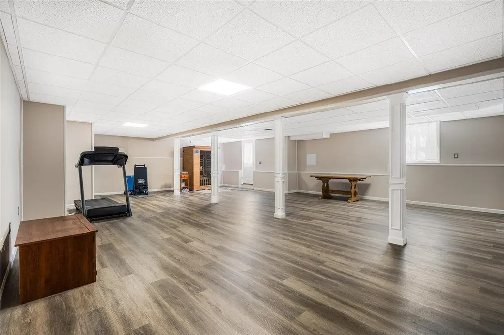 155 Wallace Road Bedford NH 03110