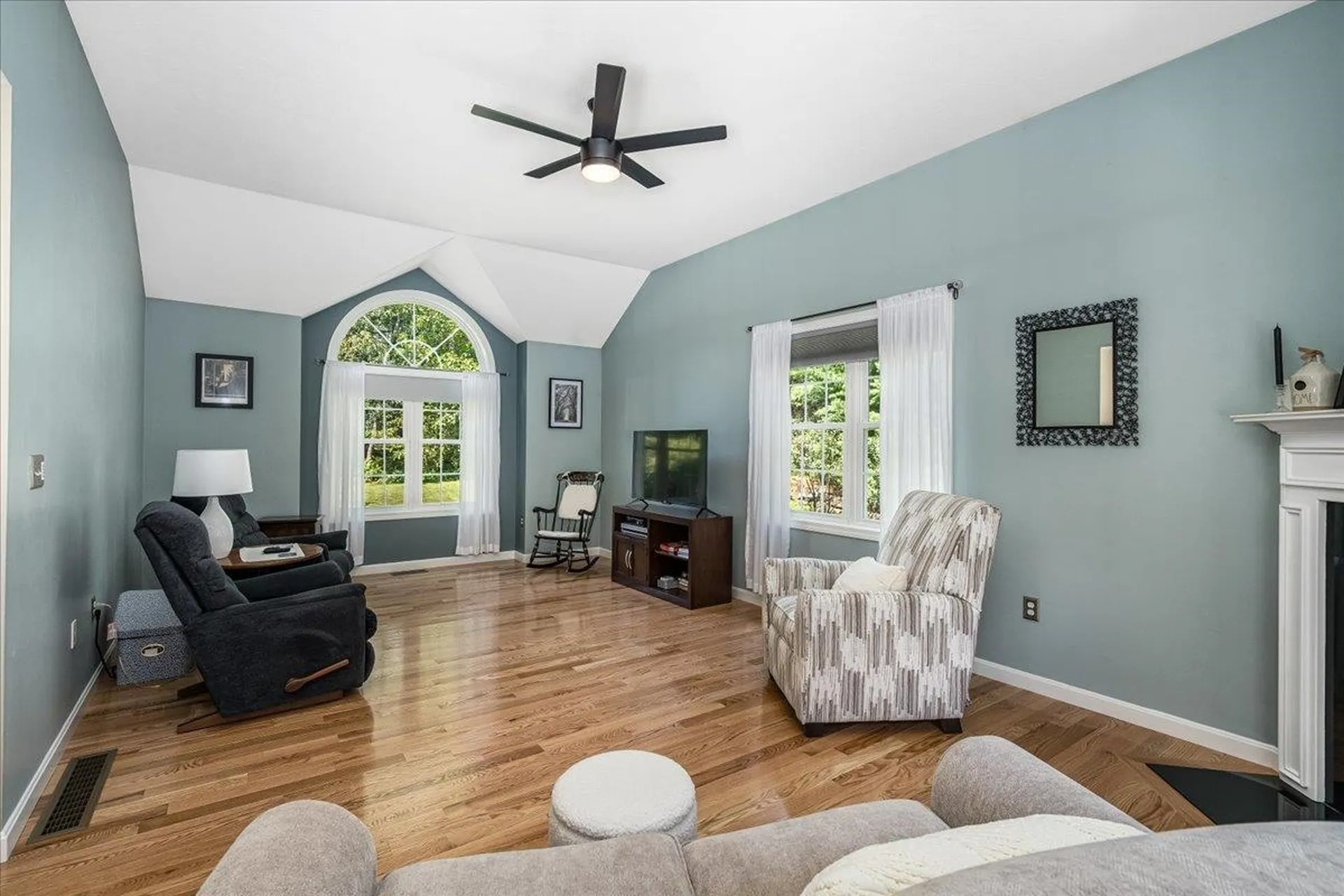 155 Wallace Road Bedford NH 03110