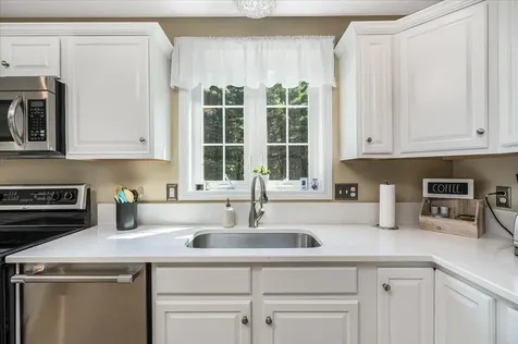 155 Wallace Road Bedford NH 03110