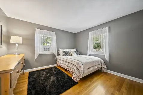 10 Hillcrest Road Salem NH 03079
