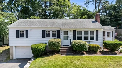 10 Hillcrest Road Salem NH 03079