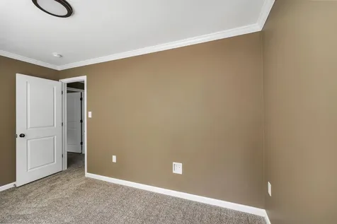 25 Park Street Franklin NH 03235