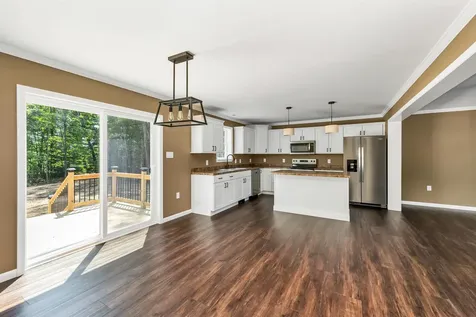 25 Park Street Franklin NH 03235