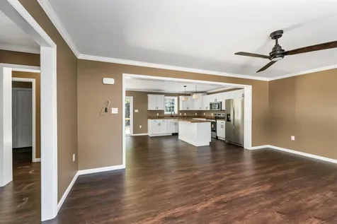 25 Park Street Franklin NH 03235