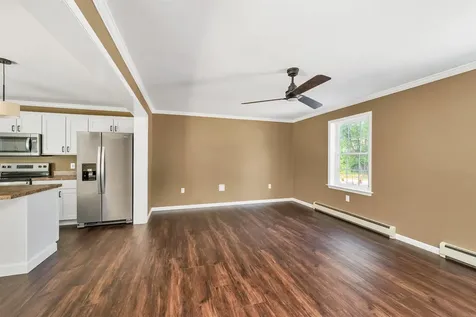 25 Park Street Franklin NH 03235