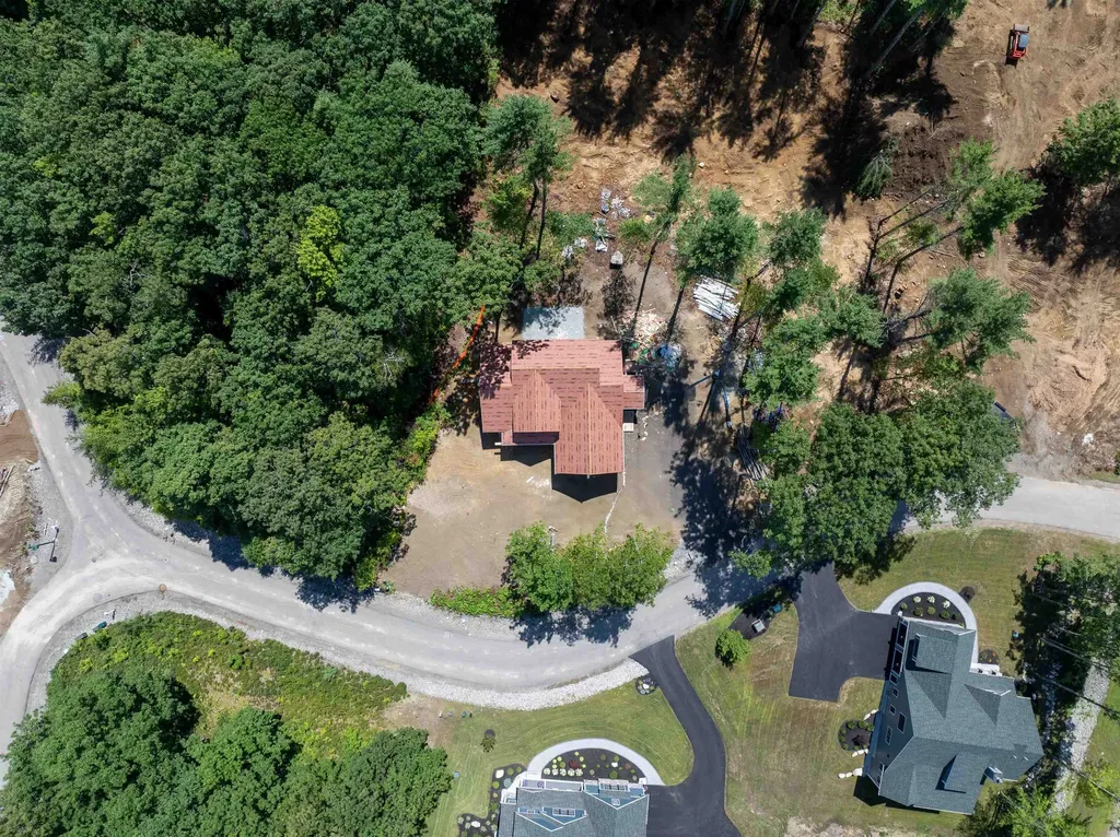 23 Deadreckoning Point Laconia NH 03246