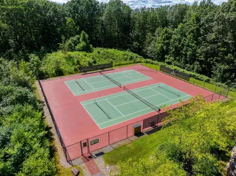 23 Deadreckoning Point Laconia NH 03246