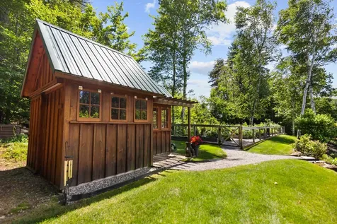 23 Deadreckoning Point Laconia NH 03246