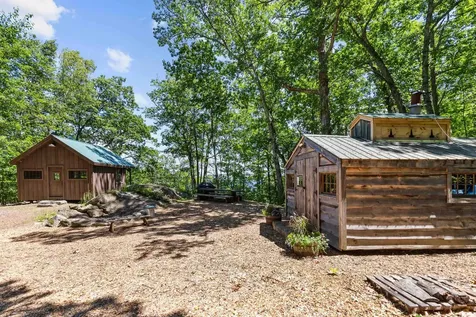 23 Deadreckoning Point Laconia NH 03246