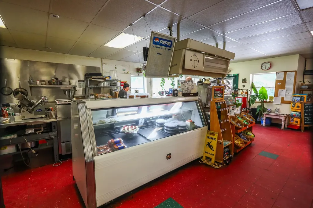 6828 Main Street Readsboro VT 05350