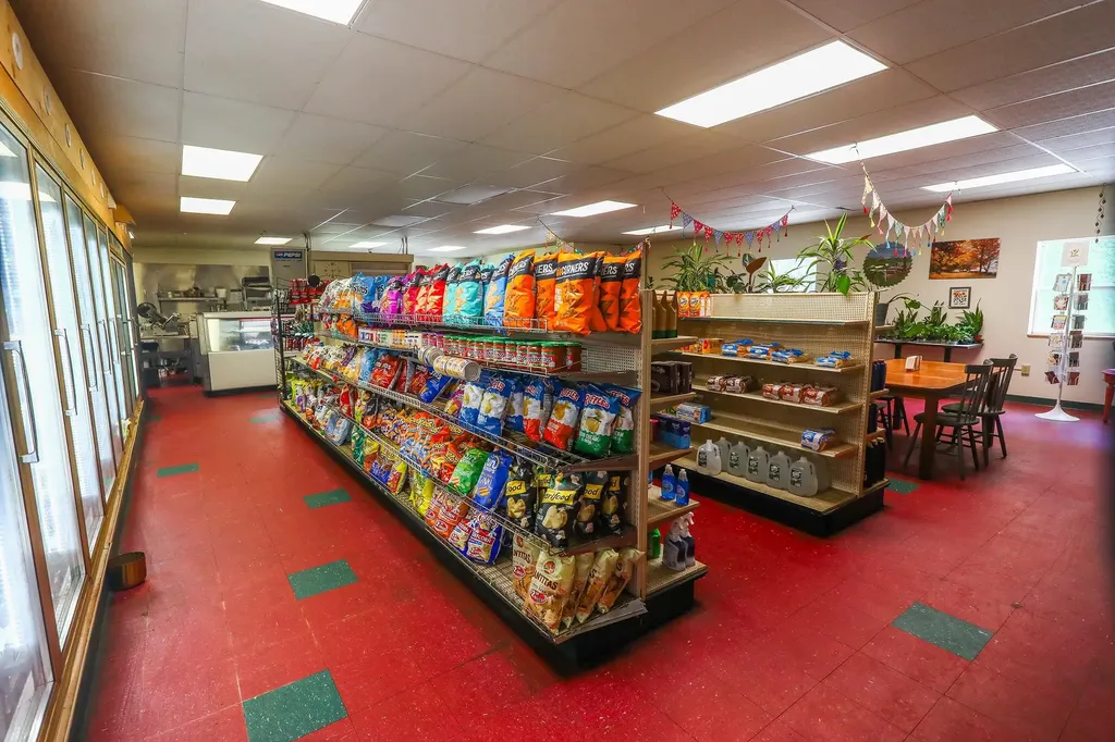 6828 Main Street Readsboro VT 05350