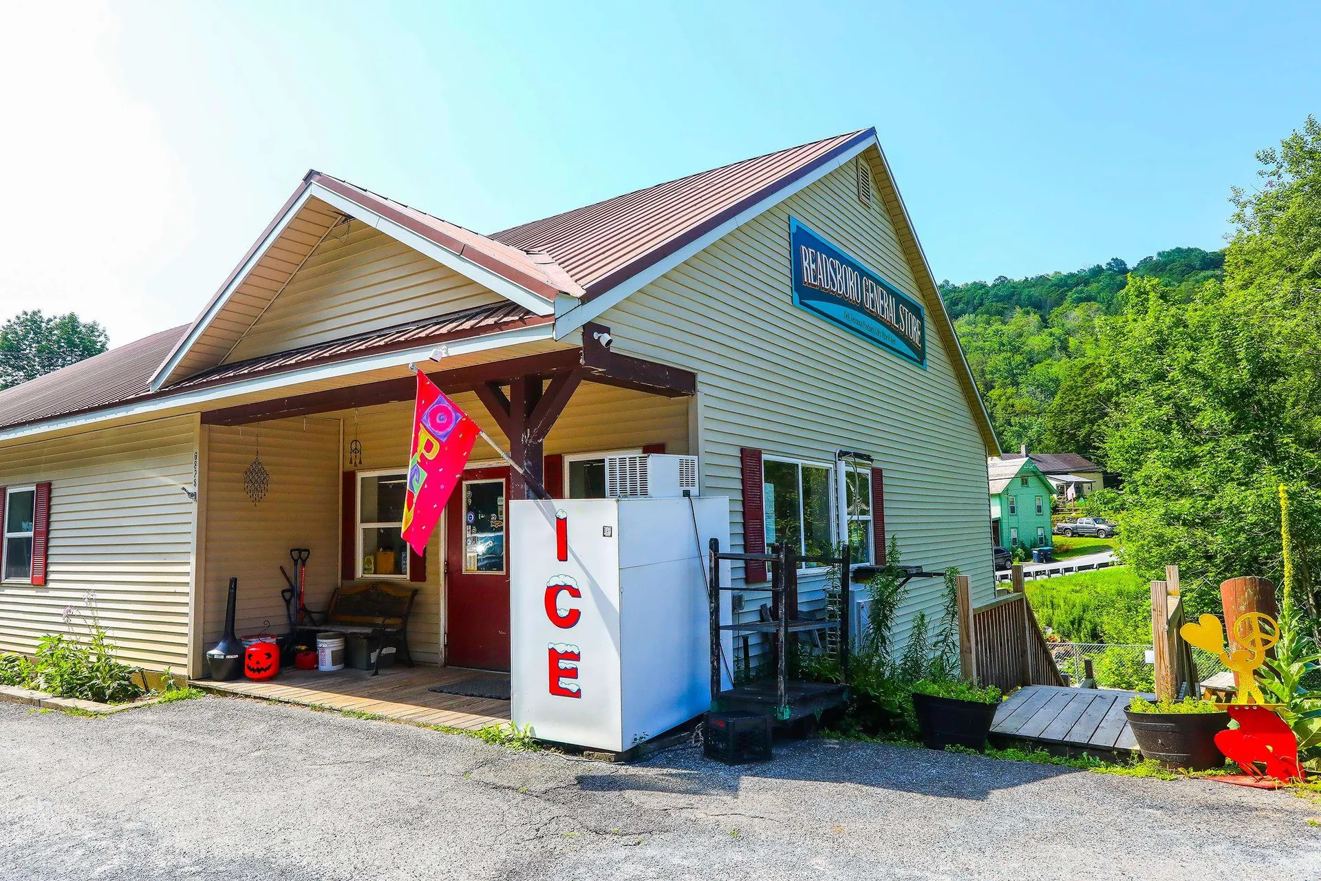 6828 Main Street Readsboro VT 05350