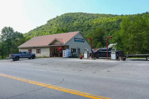 6828 Main Street Readsboro VT 05350