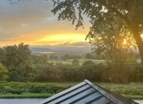 27 Inn Road Charlotte VT 05445