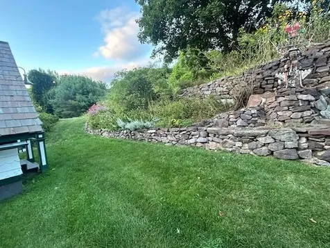 27 Inn Road Charlotte VT 05445