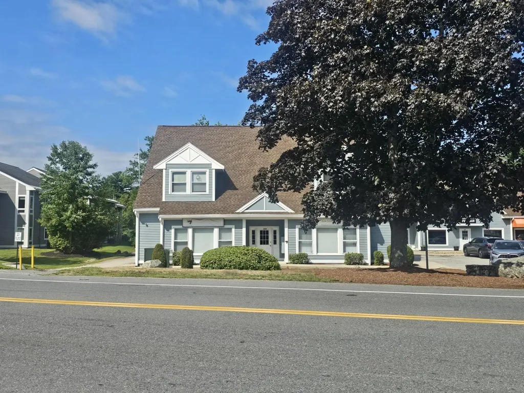 8 Stiles Road Salem NH 03038