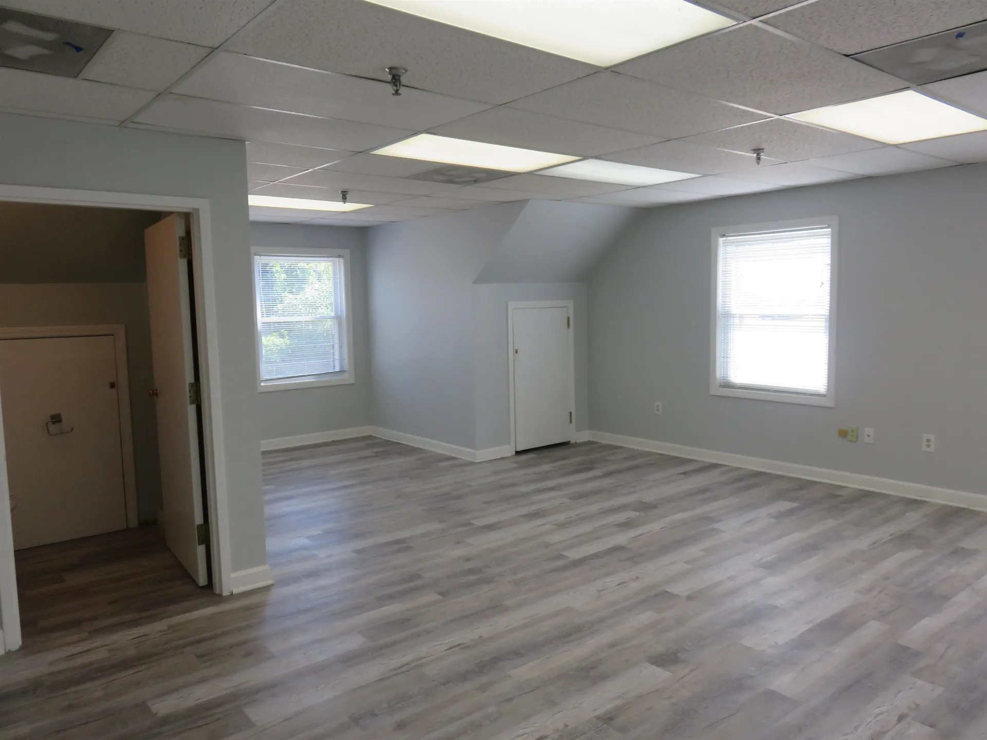 8 Stiles Road Salem NH 03038