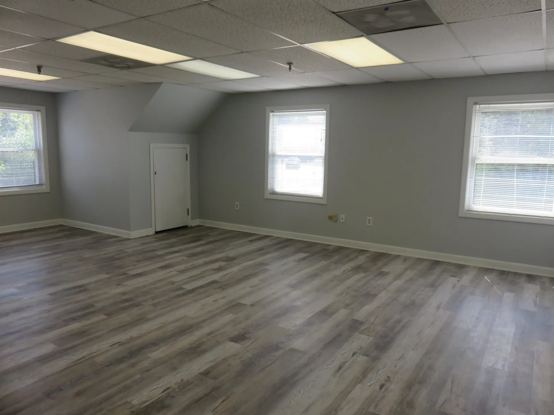 8 Stiles Road Salem NH 03038