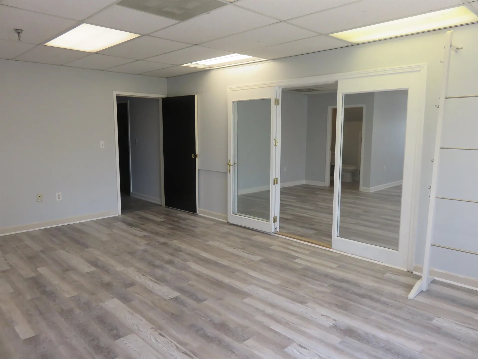 8 Stiles Road Salem NH 03038