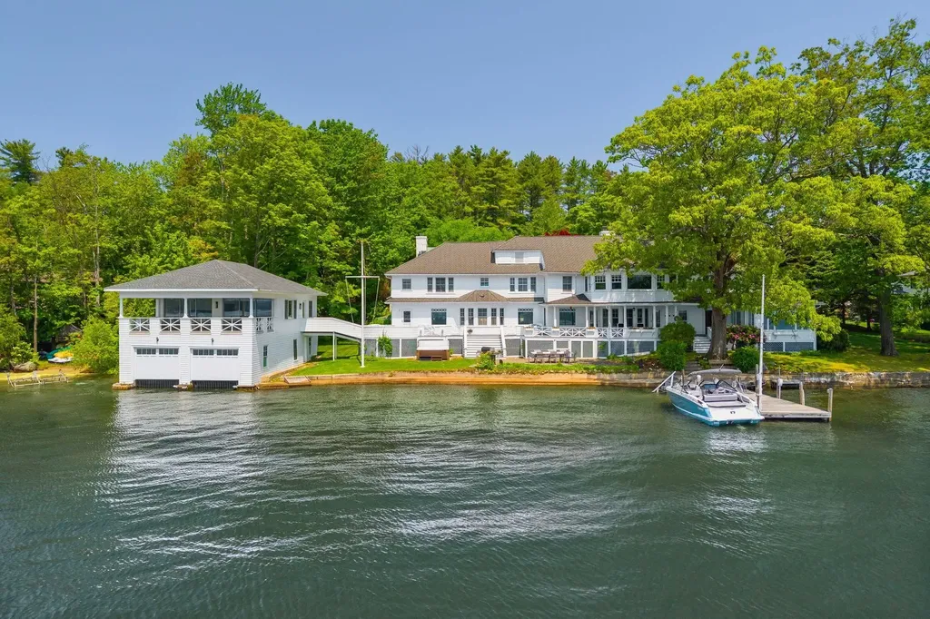 68 Sewall Road Wolfeboro NH 03894