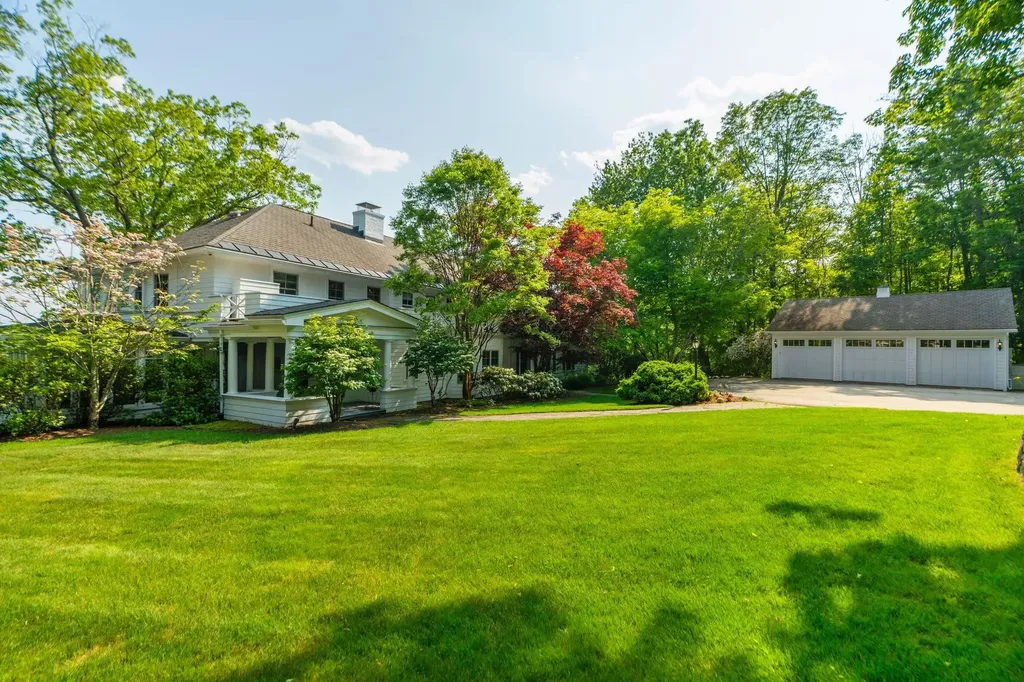 68 Sewall Road Wolfeboro NH 03894