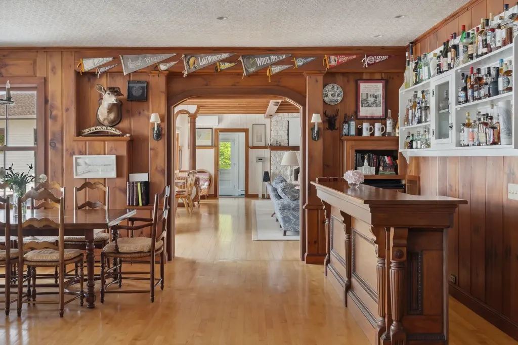 68 Sewall Road Wolfeboro NH 03894