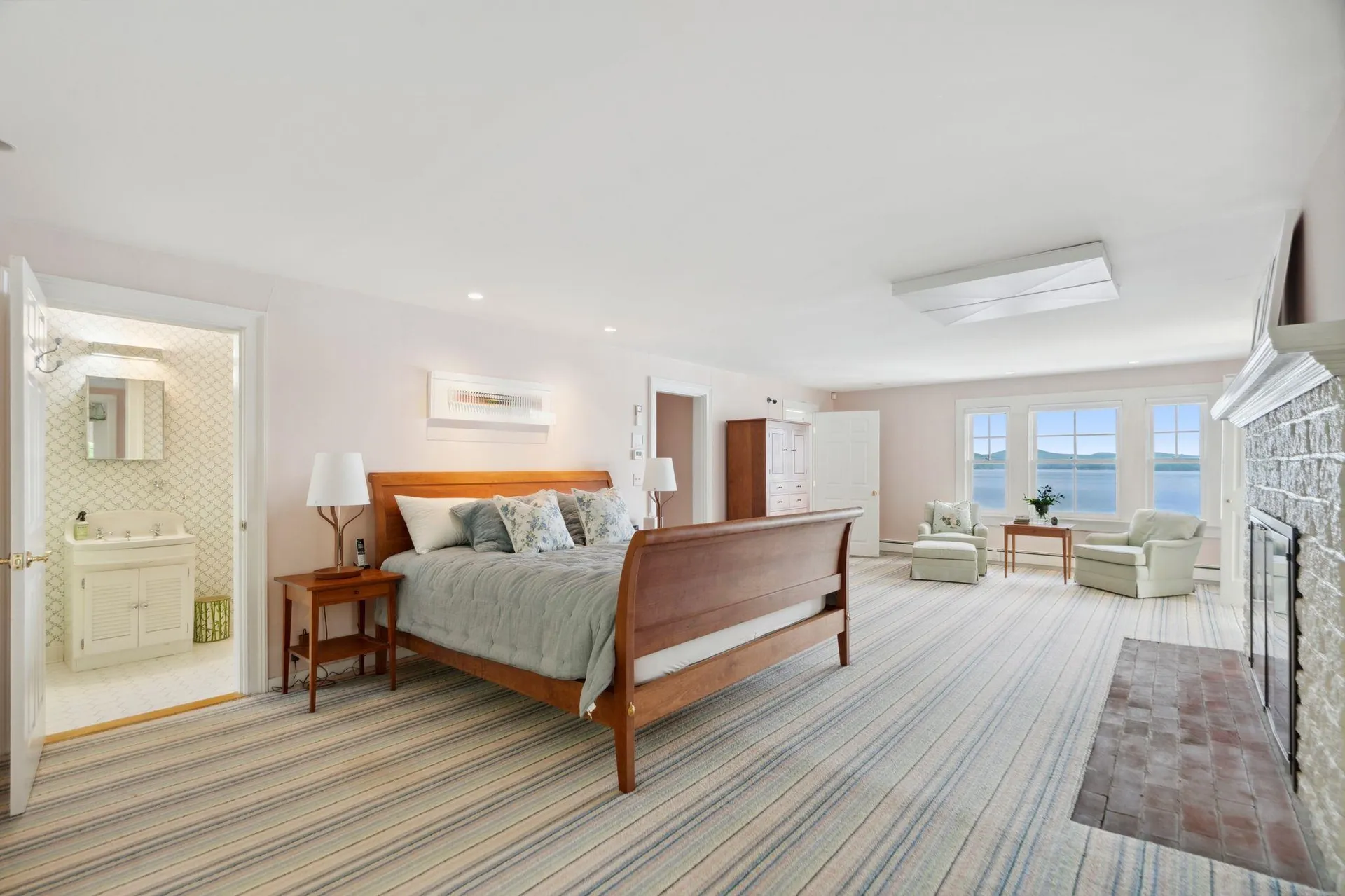 68 Sewall Road Wolfeboro NH 03894