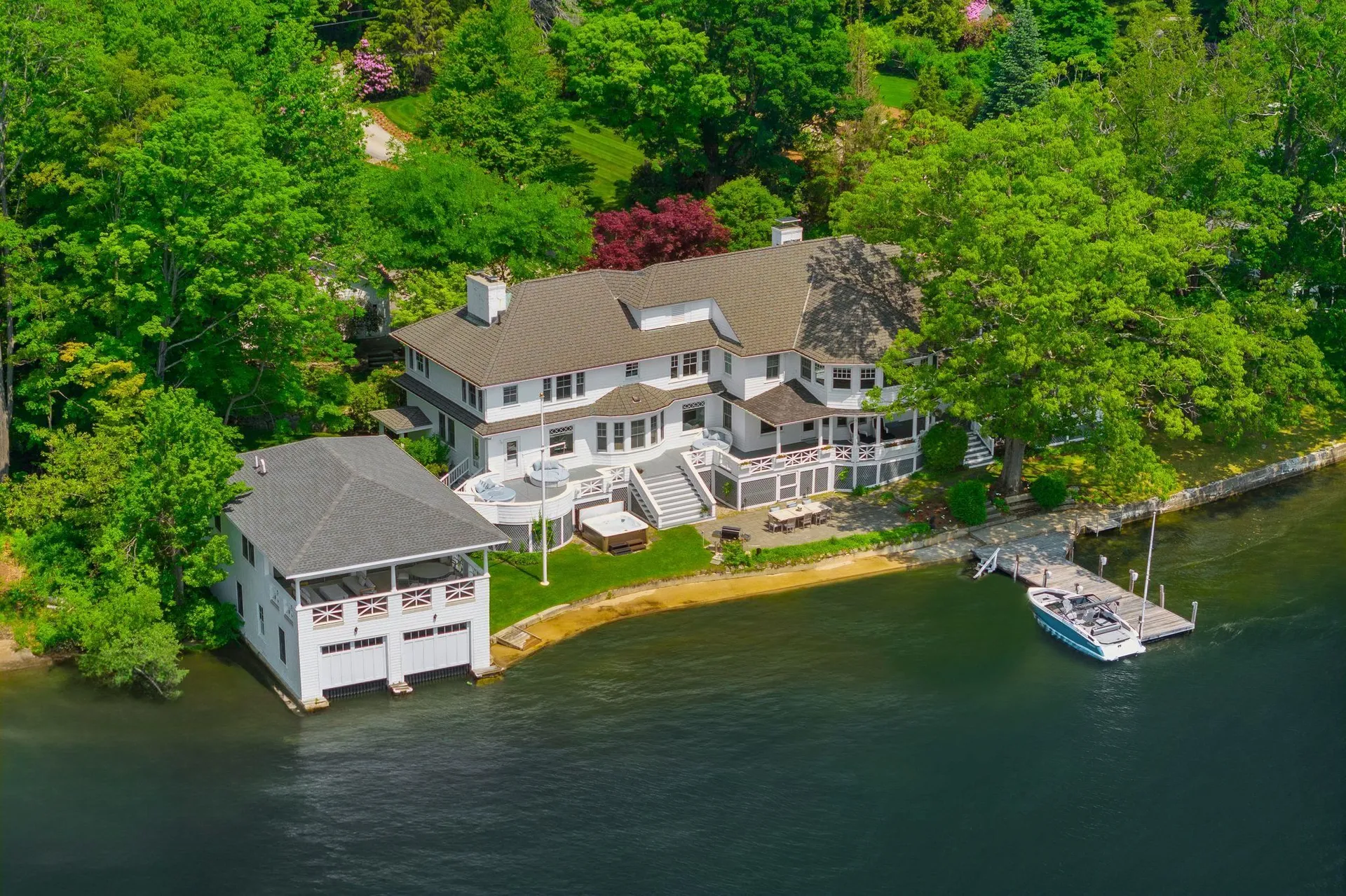 68 Sewall Road Wolfeboro NH 03894